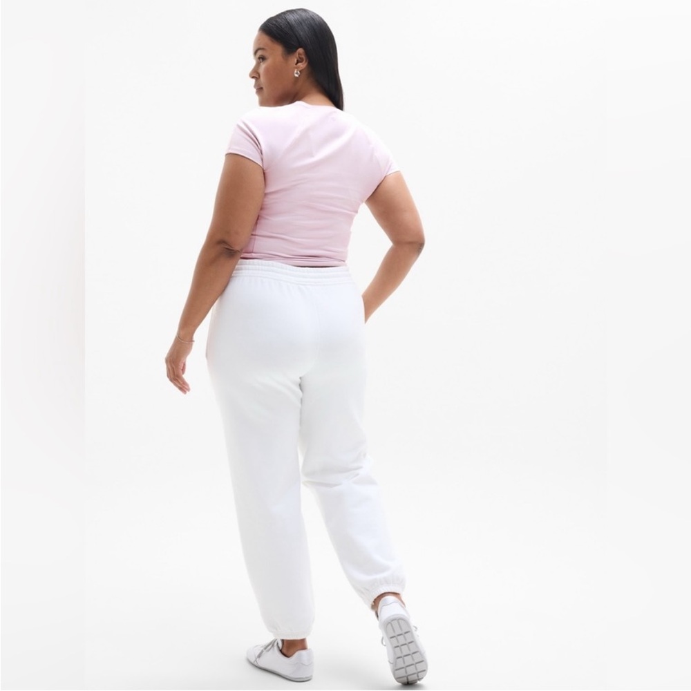 Athleta Forever Fleece Mid Rise Jogger Small. Bright White. NWOT - Picture 3 of 14